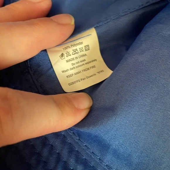 Tropic sun kids sunglasses and bucket hat set shark theme - Picture 4 of 4